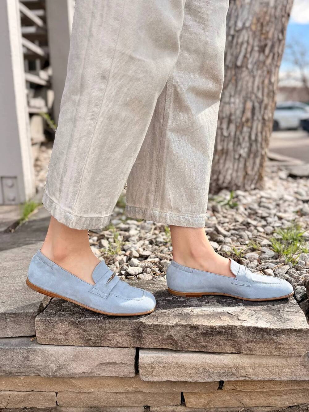 NEW LAURA BELLARIVA women's betty suede penny loafers in sky